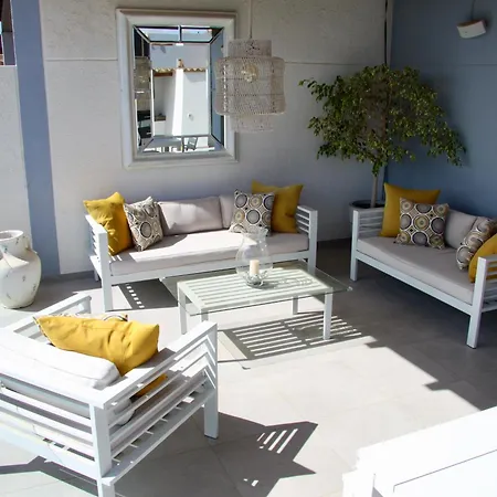 Holiday home Mit Pool Fuer 2 Personen Und 4